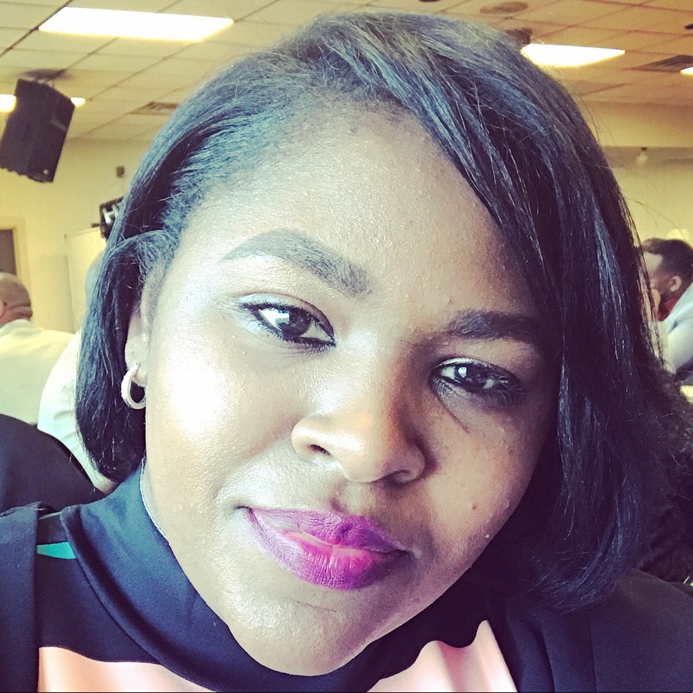 Meet your Posher, Candace